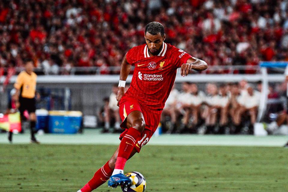 在线体育赛事-关于比赛规则变更引发热议！，Ning在利物浦比赛中领先优势明显观众掌声雷动的信息