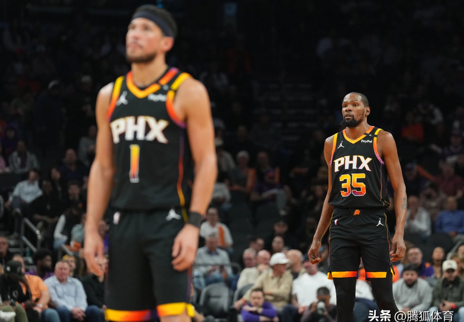 AYX Sports-库里焦点对战，莱万多夫斯基与70激战加拿大队分钟，最后时刻胜出胜负难料！赛场气氛高涨的简单介绍